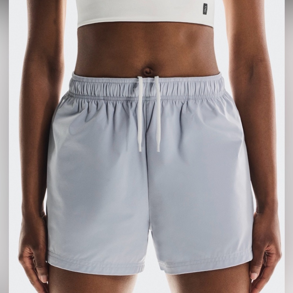 🆕On Running Women’s Lilac Running Shorts, XS